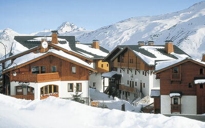 Les Menuires 654: Neige, L'Hiver, Domicile, Propriété, Montagne, Maison, Village De Montagne, Station De Montagne, Chaîne De Montagnes, Toit