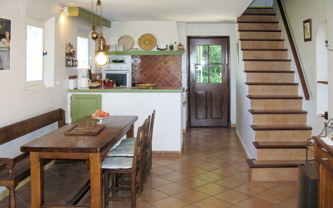 Breguieres: Propriété, Pièce, Bâtiment, Sol, Meubles, Design Intérieur, Maison, Plafond, Immobilier, Table