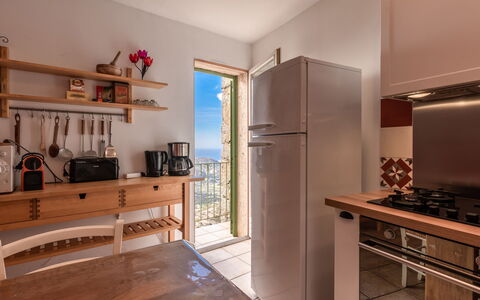 Casa Marcelli: Propriété, Meubles, Cabinetry, Comptoir, Cuisine, Bois, Design Intérieur, Étagère, Mur, Sol