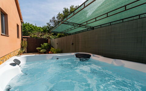 Ana: Piscine, Luminaire Plomberie, Composite, Loisir, Baignoire, Jacuzzi, Recours, Mobilier De Jardin, Caractéristique De L'Eau