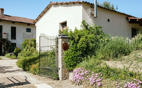 I Grilli: Propriété, Maison, Zone Résidentielle, Bâtiment, Quartier, Immobilier, Domicile, Mur, Village, Zone Rurale