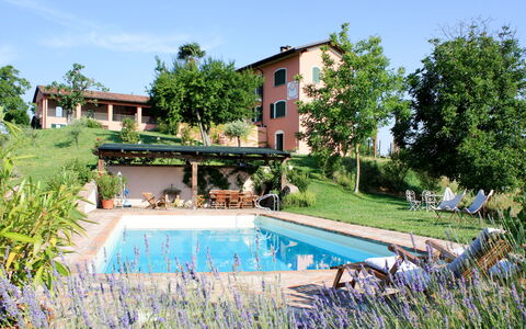 Bric del Vento: Propriété, Piscine, Biens, Immobilier, Maison, Bâtiment, Domicile, Zone Résidentielle, Villa, Architecture