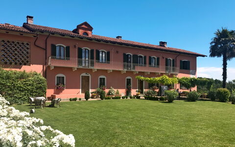 Bric del Vento: Propriété, Bâtiment, Biens, Maison, Domicile, Manoir, Immobilier, Villa, Architecture, Herbe