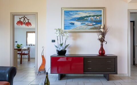 Villa Ginestra: Pièce, Meubles, Design Intérieur, Salon, Propriété, Mur, Table, Maison, Bâtiment, Domicile
