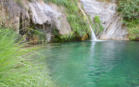 Limone: L'Eau, Plante, Printemps, Paysage Naturel, Cascade, Chute, Riparienne, Banque, Lac