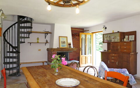 Alpe: Pièce, Propriété, Meubles, Design Intérieur, Bâtiment, Plafond, Sol, Salle À Manger, Maison, Dur