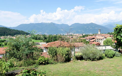 Casa Riboni: Végétation, Paysage Naturel, Propriété, Station De Montagne, Village, Ciel, Zone Résidentielle, Zone Rurale, Village De Montagne, Ville