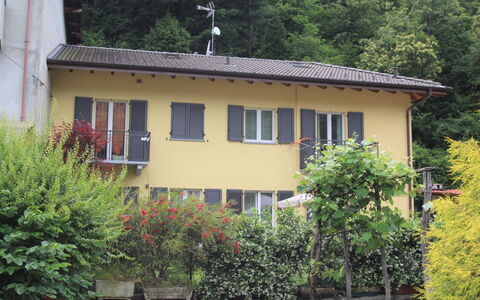 Carmen: Maison, Propriété, Domicile, Bâtiment, Chalet, Immobilier, Toit, Biens, Botanique, Architecture