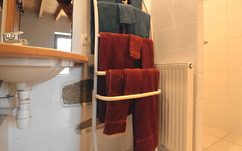 Moulin Bastard: Bois, Ligne, Salle De Bains, Sol, Toilette, Rayonnage, Gaz, Dur, Plomberie, Teintes Et Ombres