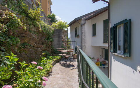 Gaia: Propriété, Maison, Bâtiment, Immobilier, Quartier, Ville, Zone Résidentielle, Domicile, Architecture, Appartement