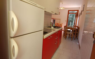 Casa Germana 642.1: Bois, Cuisine, Sol, Principaux Appliance, Sol, Appareil De Cuisine, Comptoir, Evier, Design Intérieur, Pièce