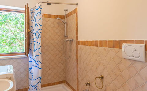 Rosario: Propriété, Luminaire Plomberie, Lavabo, Siège De Toilette, Évier, Violet, Salle De Bains, Éclairage, Design Intérieur