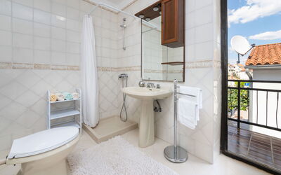 Logement:&nbsp;Ružić 647.1