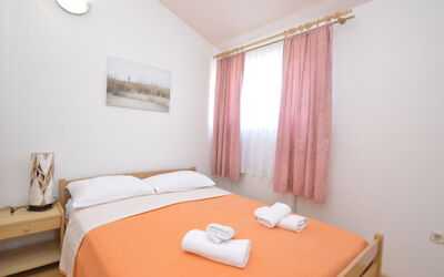 Logement:&nbsp;Zwei Rosen (Pul552) 701.3
