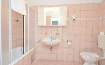 Logement:&nbsp;Zwei Rosen (Pul553) 701.5