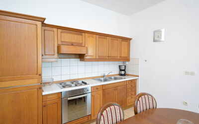 Logement:&nbsp;Zwei Rosen (Pul553) 701.5