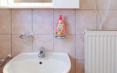 Logement:&nbsp;Zwei Rosen (Pul551) 701.2