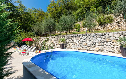 Oscha: L'Eau, Plante, Ressources En Eau, Piscine, Bleu, Bleu Azur, Botanique, Ciel, Paysage Naturel, Ombre