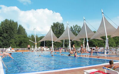 Balatonfured 603: L'Eau, Ciel, Nuage, Piscine, Loisir, Arbre, Des Loisirs, Amusement, Ville Resort