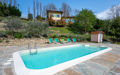 La Rovere: L'Eau, Ciel, Plante, Propriété, Bâtiment, Piscine, Bleu Azur, Rectangle, Arbre, Fenêtre
