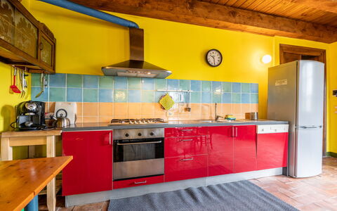 La Rovere: Cabinetry, Comptoir, Cuisine, Evier, Évier, Bâtiment, Bois, Cuisinière, Appareil De Cuisine, Design Intérieur