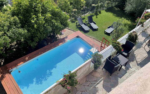 Dolcedo 664: L'Eau, Plante, Propriété, Meubles, Bâtiment, Piscine, Chaise, Botanique, Mobilier De Jardin, Arbre