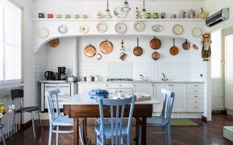 Diano Marina 626: Pièce, Salle À Manger, Meubles, Propriété, Plafond, Design Intérieur, Cuisine, Table, Bâtiment, Mur