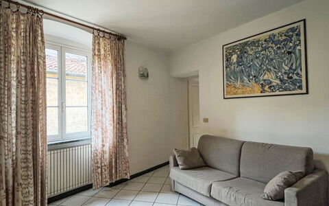 Gallesio (Flg213): Sol, Design Intérieur, Sol, Bois, Meubles, Pièce, Plafond, Appartement, Salon, Canapé