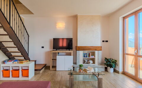 Gera Lario 693: Meubles, Design Intérieur, Sol, Sol, Bois, Pièce, Plafond, Appartement, Salon, Éclairage