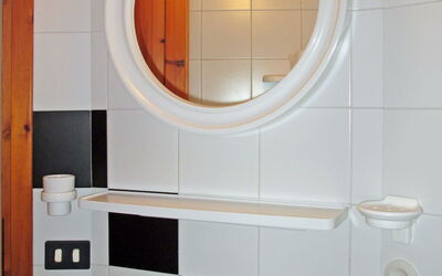 Ca' Pignoi 625.6: Miroir, Robinet, Évier, Lavabo, Luminaire Plomberie, Cabinetry, Bois, Design Intérieur, Salle De Bains