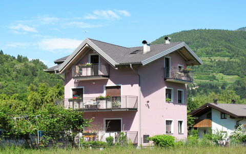 Lago di Caldonazzo 607: Propriété, Maison, Zone Résidentielle, Domicile, Zone Rurale, Immobilier, Bâtiment, Lot Terre, Toit, Station De Montagne