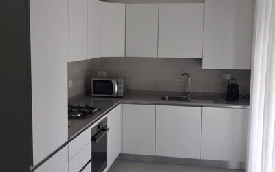 Residence Mare Azzurro, App. Carso 603.5: Cabinetry, Propriété, Comptoir, Évier, Cuisinière, Éclairage, Rideau, Cuisine, Design Intérieur, Bois