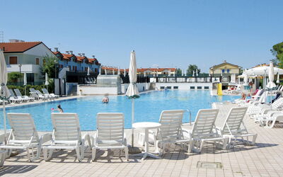 Rosolina Mare 650: Recours, Vacances, Piscine, Ville, Bâtiment, Été, Tourisme, Meubles, Loisir, Immobilier