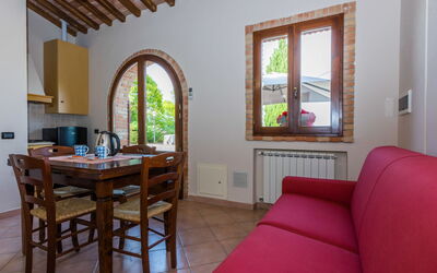 Girasole 626.1: Meubles, Propriété, Fenêtre, Table, Bâtiment, Cadre, Bleu Azur, Bois, Canapé, Salon