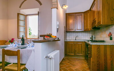 Villa Caggio 647.3: Meubles, Cabinetry, Comptoir, Bois, Table, Éclairage, Cuisine, Architecture, Design Intérieur, Évier