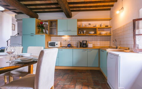 Poggibonsi 618: Cabinetry, Meubles, Comptoir, Propriété, Appareil De Cuisine, Table, Cuisine, Bois, Cuisinière, Bâtiment