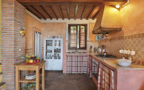 Buti 608: Propriété, Pièce, Bâtiment, Plafond, Meubles, Comptoir, Design Intérieur, Maison, Faisceau, Cuisine