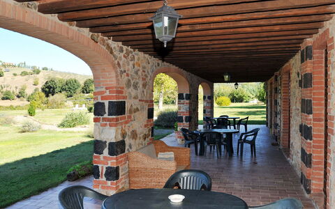Massa Marittima 641: Propriété, Bâtiment, Patio, Maison, Pièce, Immobilier, Biens, Porche, Domicile, Meubles