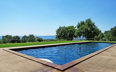 Lago di Bolsena 662: Piscine, Propriété, Immobilier, Loisir, Rectangle, Maison, Vacances, Herbe, Biens, Domicile