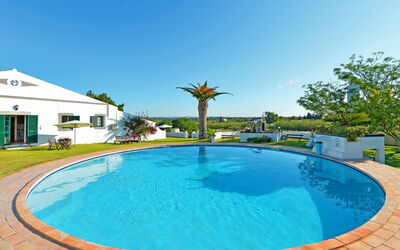Fuseta 601: L'Eau, Ciel, Plante, Piscine, Bleu, Bleu Azur, Architecture, Ombre, Plan D'Eau, Rectangle