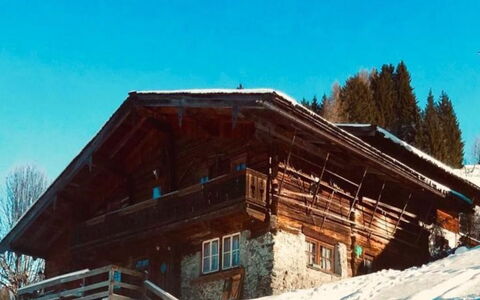 Alte Sahnealm: Ciel, Neige, Bleu, Bâtiment, Arbre, Pente, Maison, Bois, Gelé, Chaîne De Montagnes