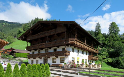 Ratschnhof: Architecture, Maison, Propriété, Montagne, Bâtiment, Station De Montagne, Chaîne De Montagnes, Domicile, Immobilier, Alpes
