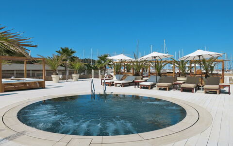 La Marina: Piscine, Recours, Propriété, Vacances, Ville, Immobilier, Ville Resort, Loisir, Bâtiment, Hôtel