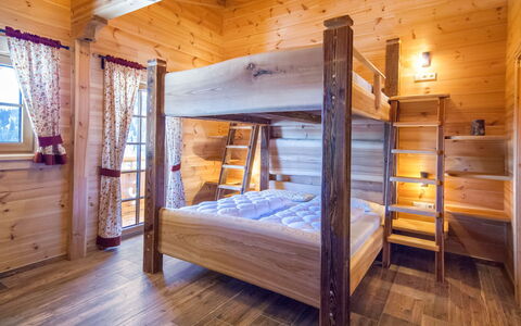 Forstau 601: Lit, Pièce, Chambre, Meubles, Propriété, Lit À Baldaquin, Cabane En Rondins, Design Intérieur, Maison, Bâtiment