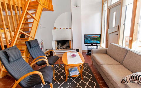 Hiisiranta D1: Balcon, Appartement, Ombre, Verre, Condominium, Balustrade, Porche, Daylighting, Plate-Forme, Mobilier De Jardin