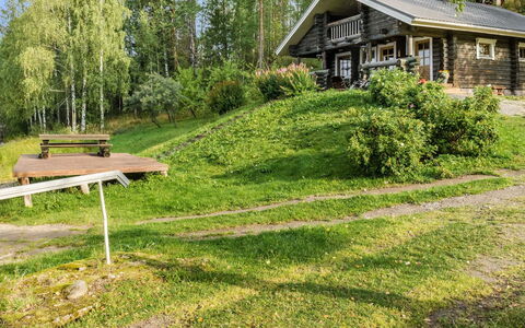 Savilahti: Balcon, Appartement, Ombre, Verre, Condominium, Balustrade, Porche, Daylighting, Plate-Forme, Mobilier De Jardin