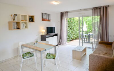 Logement:&nbsp;Le Château De Jouarres (Hom110) 700.2