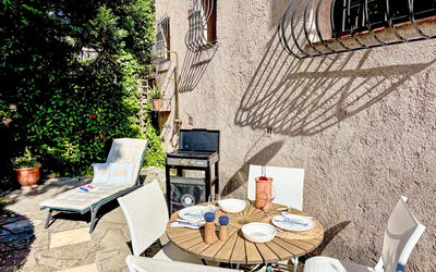 La Maison Bleue