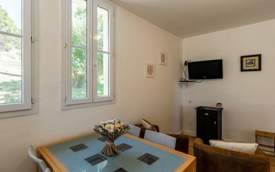 Logement:&nbsp;Maison Josée 708.1