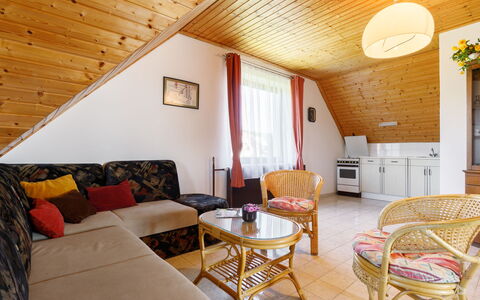 Antal: Bois, Meubles, Maison, Domicile, Porte, Chaise, Chalet, Salon, Plafond, Table Cuisine Et Salle A Manger